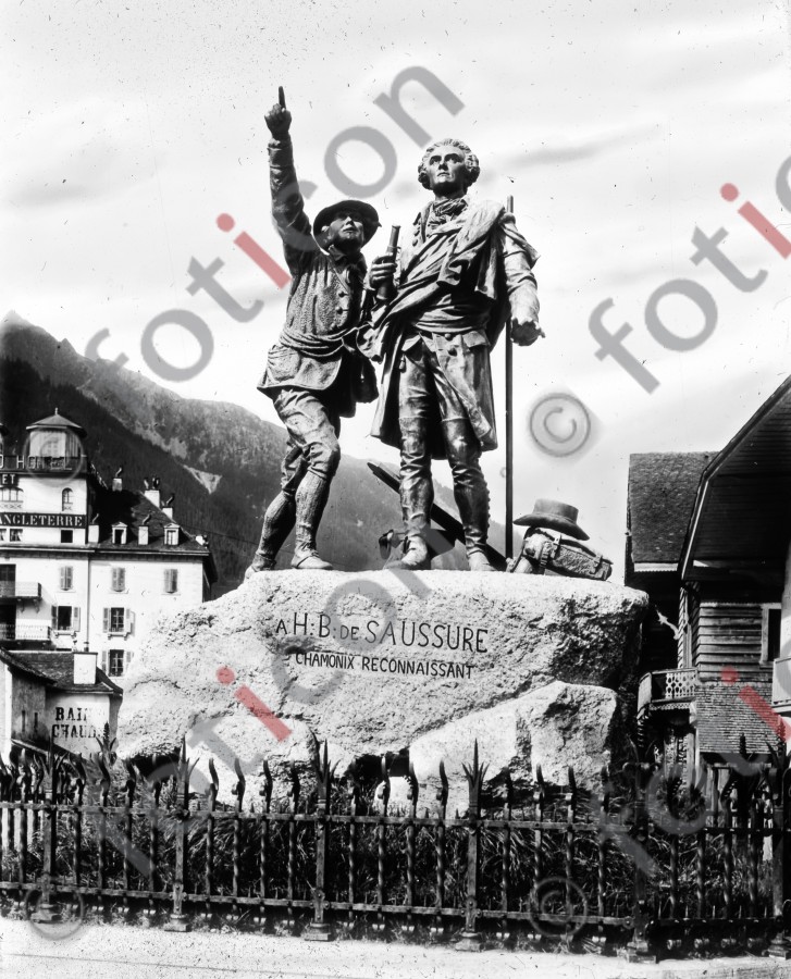 Chamonix, Saussure-Denkmal ; Chamonix, Saussure monument (simon-73-016-sw.jpg)